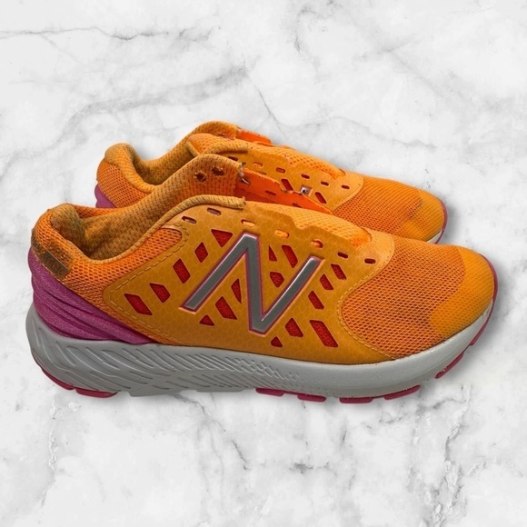 New Balance Other - Kids New Balance FuelCore Urge size 2